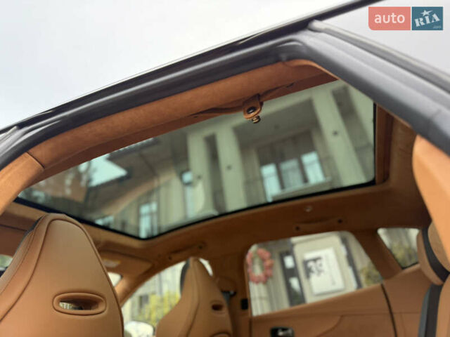 Серый Астон Мартин DBX 707, объемом двигателя 3.98 л и пробегом 11 тыс. км за 265000 $, фото 49 на Automoto.ua