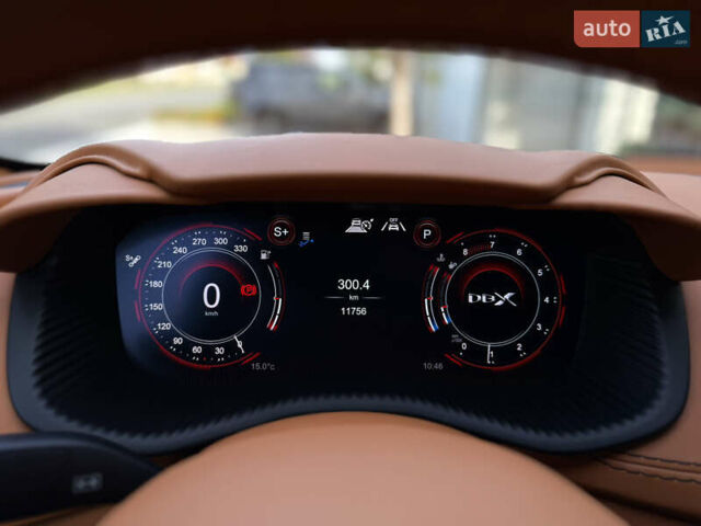 Серый Астон Мартин DBX 707, объемом двигателя 3.98 л и пробегом 11 тыс. км за 265000 $, фото 70 на Automoto.ua