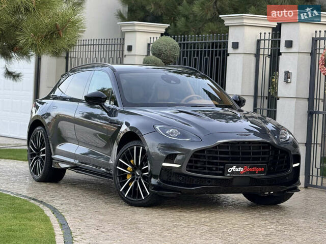 Серый Астон Мартин DBX 707, объемом двигателя 3.98 л и пробегом 11 тыс. км за 265000 $, фото 34 на Automoto.ua