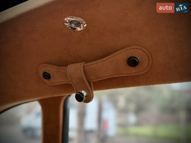 Серый Астон Мартин DBX 707, объемом двигателя 3.98 л и пробегом 11 тыс. км за 265000 $, фото 67 на Automoto.ua