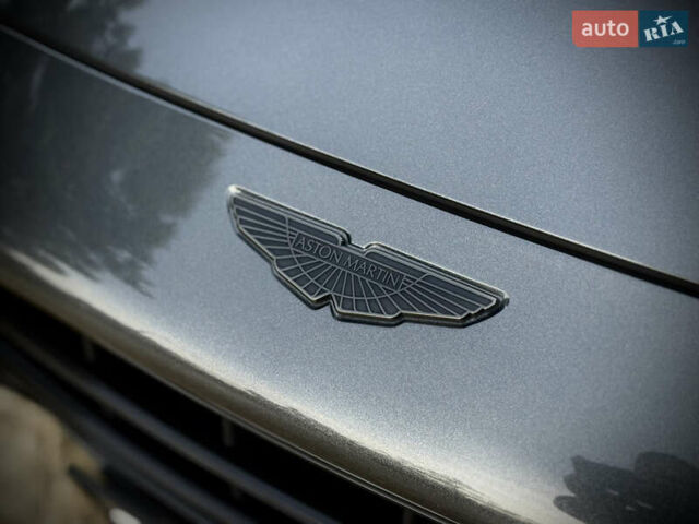 Серый Астон Мартин DBX 707, объемом двигателя 3.98 л и пробегом 11 тыс. км за 265000 $, фото 39 на Automoto.ua