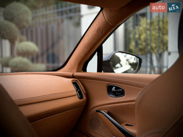 Серый Астон Мартин DBX 707, объемом двигателя 3.98 л и пробегом 11 тыс. км за 265000 $, фото 60 на Automoto.ua