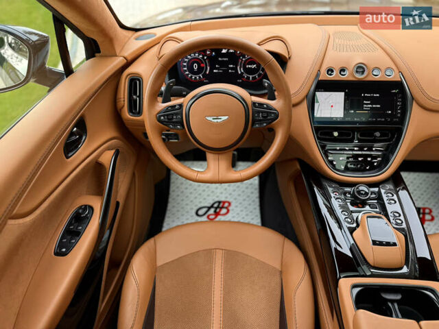 Серый Астон Мартин DBX 707, объемом двигателя 3.98 л и пробегом 11 тыс. км за 265000 $, фото 57 на Automoto.ua