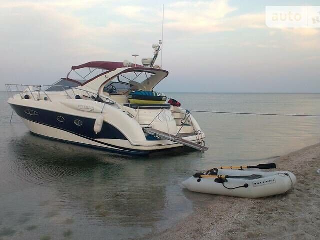 Белый Атлантис 42, объемом двигателя 0 л и пробегом 500 тыс. км за 135000 $, фото 4 на Automoto.ua