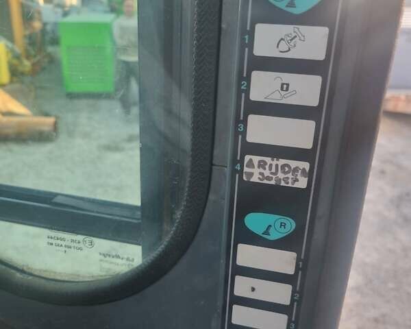 Жовтий Атлас 1404, об'ємом двигуна 4.2 л та пробігом 16 тис. км за 28000 $, фото 14 на Automoto.ua