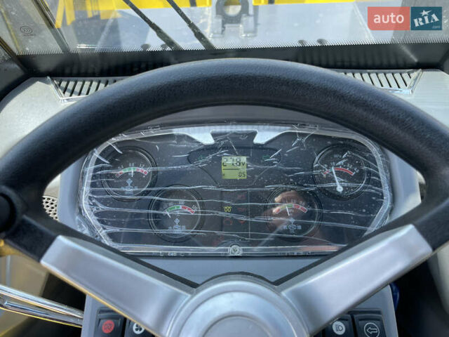 Желтый Атлас 230, объемом двигателя 4.8 л и пробегом 0 тыс. км за 23000 $, фото 15 на Automoto.ua