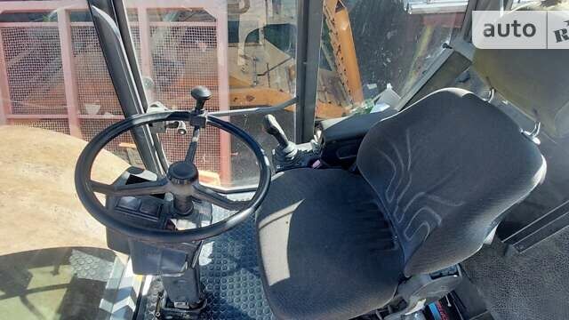 Желтый Атлас AW, объемом двигателя 4.5 л и пробегом 1 тыс. км за 41900 $, фото 5 на Automoto.ua