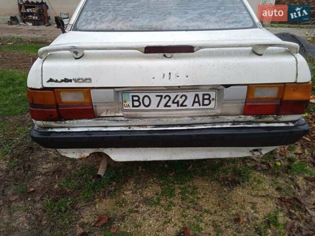Белый Ауди 100, объемом двигателя 2 л и пробегом 350 тыс. км за 750 $, фото 10 на Automoto.ua