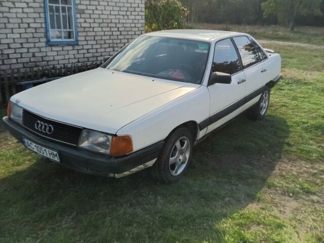 Ауди 100 1983 в Ковель на Automoto.ua Белый Ауди 100, объемом двигателя 1.8 л и пробегом 300 тыс. км за 1300 $, фото 3 на Automoto.ua