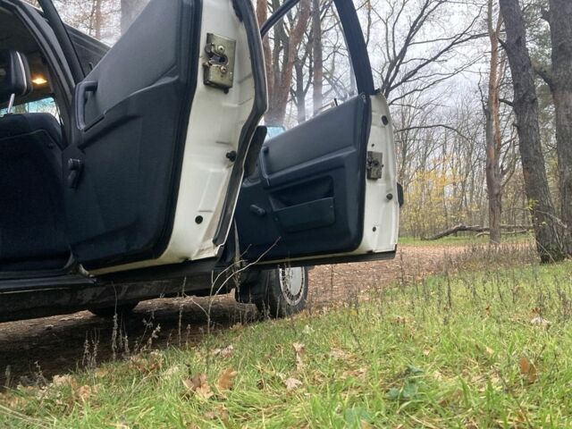 Білий Ауді 100, об'ємом двигуна 1.8 л та пробігом 198 тис. км за 1999 $, фото 19 на Automoto.ua