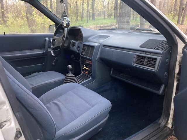 Білий Ауді 100, об'ємом двигуна 1.8 л та пробігом 198 тис. км за 1999 $, фото 13 на Automoto.ua