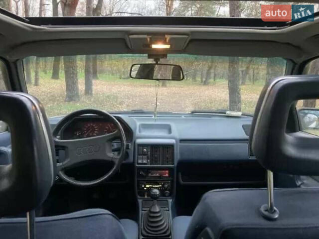 Белый Ауди 100, объемом двигателя 1.8 л и пробегом 200 тыс. км за 1850 $, фото 19 на Automoto.ua