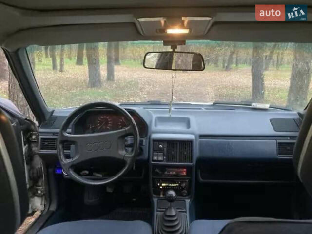 Белый Ауди 100, объемом двигателя 1.8 л и пробегом 200 тыс. км за 1850 $, фото 18 на Automoto.ua