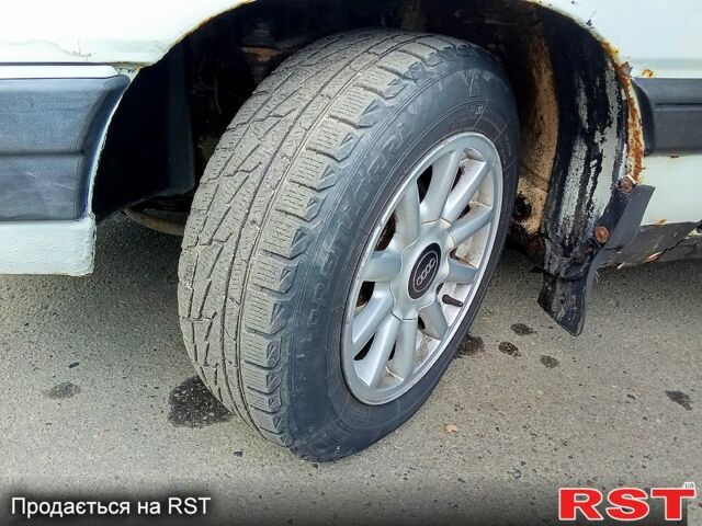 Білий Ауді 100, об'ємом двигуна 2 л та пробігом 0 тис. км за 1200 $, фото 9 на Automoto.ua