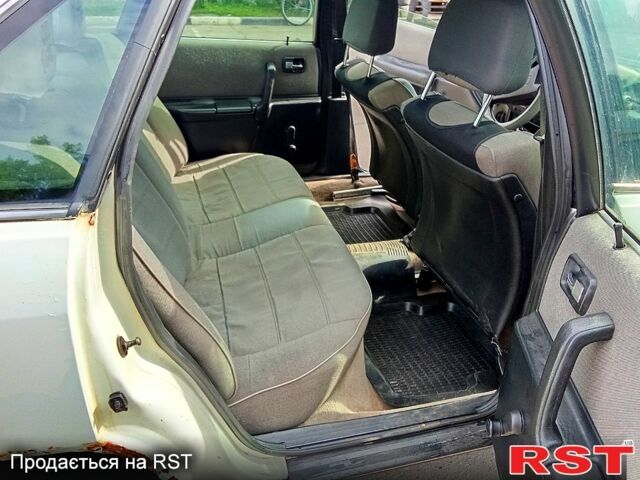 Білий Ауді 100, об'ємом двигуна 2 л та пробігом 0 тис. км за 1200 $, фото 7 на Automoto.ua