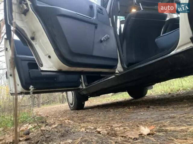 Белый Ауди 100, объемом двигателя 1.8 л и пробегом 200 тыс. км за 1850 $, фото 20 на Automoto.ua