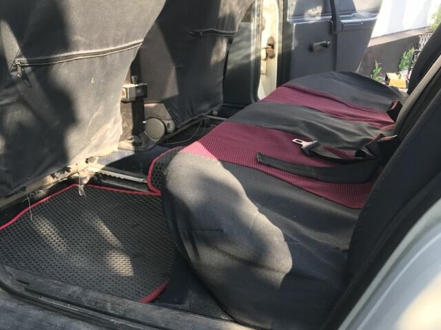 Белый Ауди 100, объемом двигателя 1.8 л и пробегом 285 тыс. км за 850 $, фото 5 на Automoto.ua