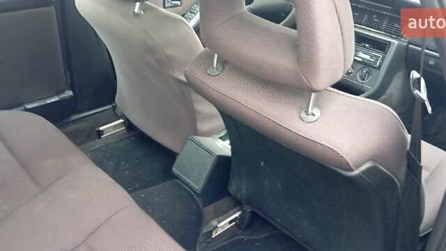 Белый Ауди 100, объемом двигателя 2 л и пробегом 368 тыс. км за 2000 $, фото 6 на Automoto.ua