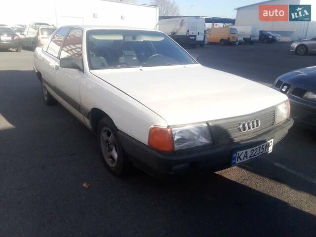 Белый Ауди 100, объемом двигателя 2.31 л и пробегом 561 тыс. км за 1400 $, фото 1 на Automoto.ua
