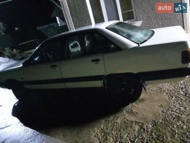 Ауди 100 1989 в Черновцах на Automoto.ua Белый Ауди 100, объемом двигателя 2.3 л и пробегом 472 тыс. км за 1100 $, фото 3 на Automoto.ua