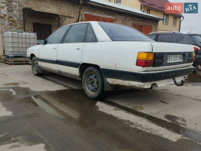 Белый Ауди 100, объемом двигателя 1.76 л и пробегом 400 тыс. км за 850 $, фото 2 на Automoto.ua