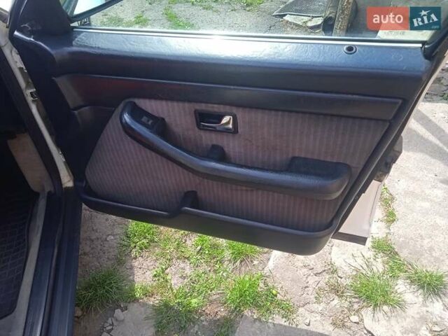 Белый Ауди 100, объемом двигателя 1.8 л и пробегом 55 тыс. км за 1650 $, фото 9 на Automoto.ua