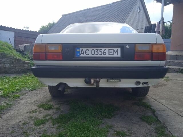 Білий Ауді 100, об'ємом двигуна 1.8 л та пробігом 345 тис. км за 1350 $, фото 7 на Automoto.ua