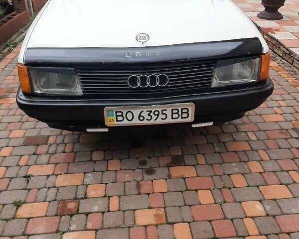 Белый Ауди 100, объемом двигателя 2 л и пробегом 45 тыс. км за 1700 $, фото 12 на Automoto.ua