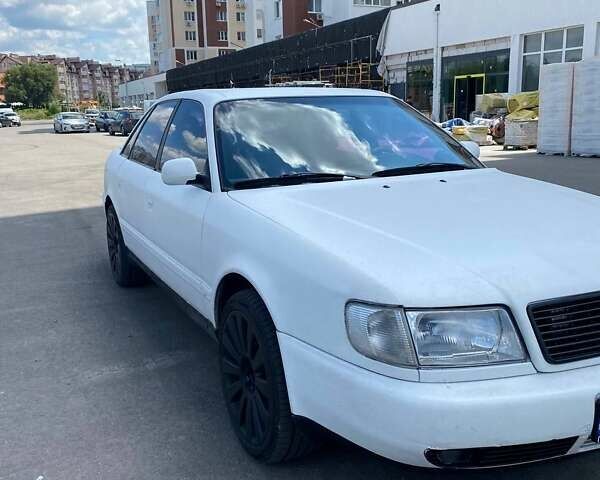 Белый Ауди 100, объемом двигателя 2.77 л и пробегом 470 тыс. км за 2800 $, фото 7 на Automoto.ua