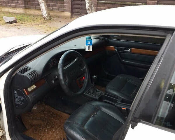 Белый Ауди 100, объемом двигателя 2.77 л и пробегом 380 тыс. км за 1550 $, фото 5 на Automoto.ua
