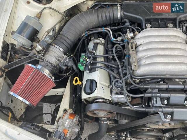 Белый Ауди 100, объемом двигателя 2.77 л и пробегом 470 тыс. км за 2800 $, фото 6 на Automoto.ua