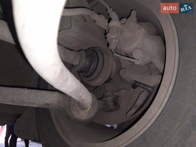 Белый Ауди 100, объемом двигателя 2.3 л и пробегом 269 тыс. км за 3200 $, фото 72 на Automoto.ua