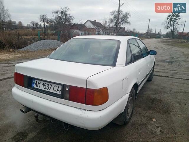 Белый Ауди 100, объемом двигателя 2 л и пробегом 463 тыс. км за 2500 $, фото 5 на Automoto.ua