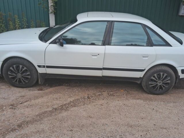 Білий Ауді 100, об'ємом двигуна 0 л та пробігом 180 тис. км за 1150 $, фото 1 на Automoto.ua