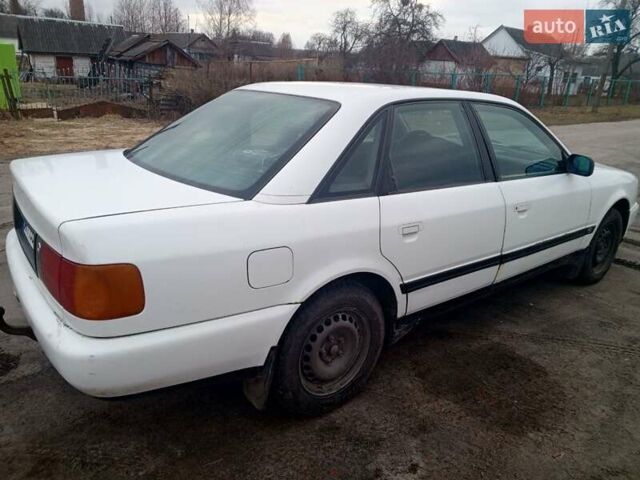Белый Ауди 100, объемом двигателя 2 л и пробегом 463 тыс. км за 2500 $, фото 6 на Automoto.ua