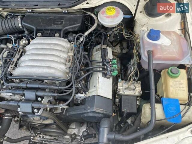 Белый Ауди 100, объемом двигателя 2.77 л и пробегом 470 тыс. км за 2800 $, фото 8 на Automoto.ua