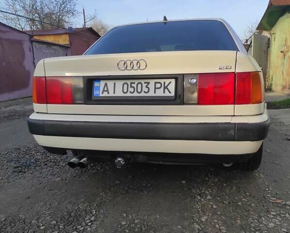 Белый Ауди 100, объемом двигателя 2.77 л и пробегом 300 тыс. км за 2400 $, фото 2 на Automoto.ua