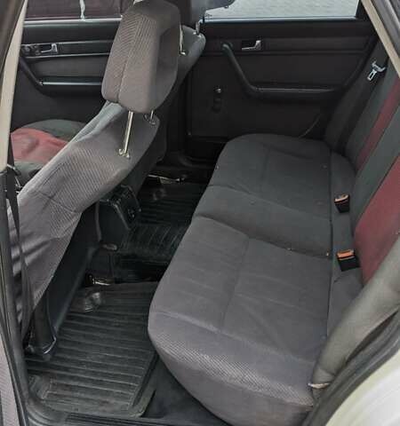 Белый Ауди 100, объемом двигателя 1.98 л и пробегом 400 тыс. км за 1600 $, фото 8 на Automoto.ua