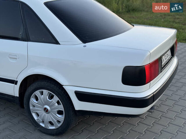 Белый Ауди 100, объемом двигателя 1.98 л и пробегом 455 тыс. км за 2399 $, фото 8 на Automoto.ua