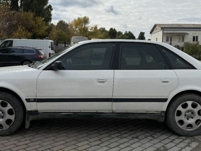 Білий Ауді 100, об'ємом двигуна 2 л та пробігом 363 тис. км за 2500 $, фото 2 на Automoto.ua
