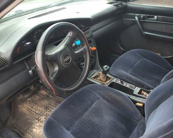 Белый Ауди 100, объемом двигателя 1.98 л и пробегом 330 тыс. км за 2500 $, фото 4 на Automoto.ua