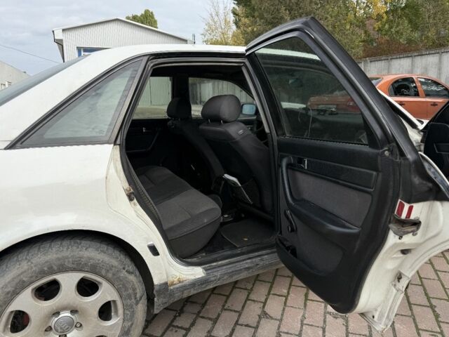 Білий Ауді 100, об'ємом двигуна 2 л та пробігом 363 тис. км за 2500 $, фото 6 на Automoto.ua