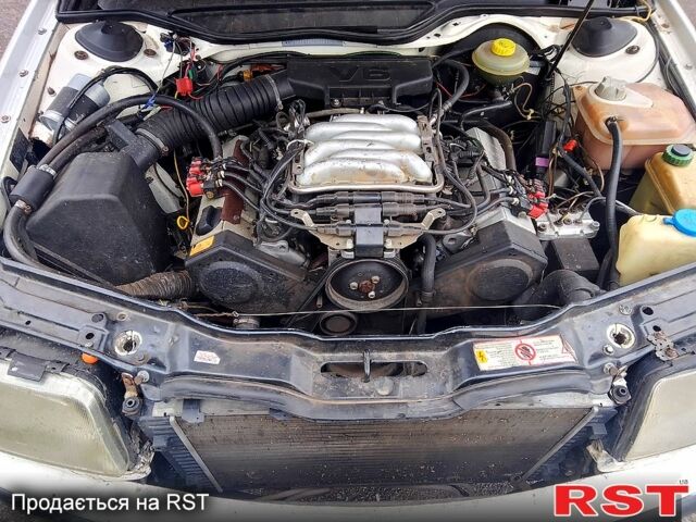Білий Ауді 100, об'ємом двигуна 2.4 л та пробігом 330 тис. км за 2150 $, фото 6 на Automoto.ua