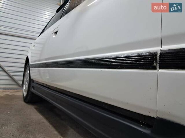 Белый Ауди 100, объемом двигателя 2.6 л и пробегом 400 тыс. км за 2300 $, фото 26 на Automoto.ua