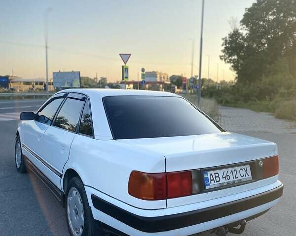 Белый Ауди 100, объемом двигателя 2.6 л и пробегом 400 тыс. км за 2300 $, фото 2 на Automoto.ua