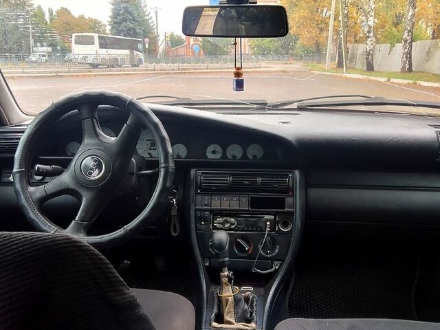 Білий Ауді 100, об'ємом двигуна 2.4 л та пробігом 330 тис. км за 2150 $, фото 5 на Automoto.ua