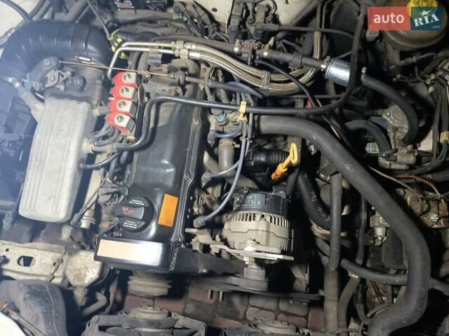 Белый Ауди 100, объемом двигателя 2 л и пробегом 270 тыс. км за 2599 $, фото 19 на Automoto.ua