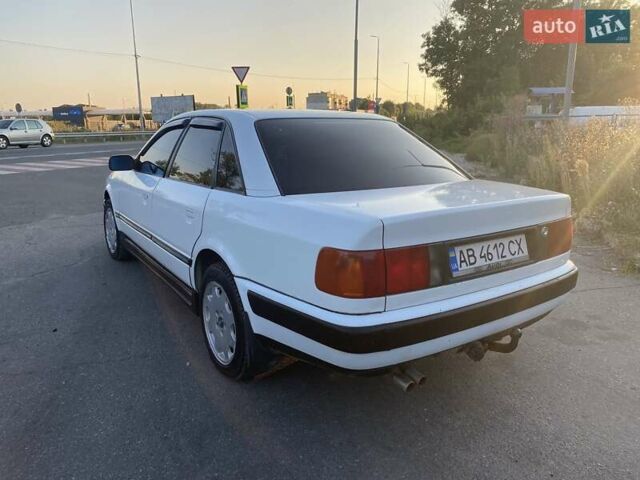Белый Ауди 100, объемом двигателя 2.6 л и пробегом 400 тыс. км за 2300 $, фото 6 на Automoto.ua