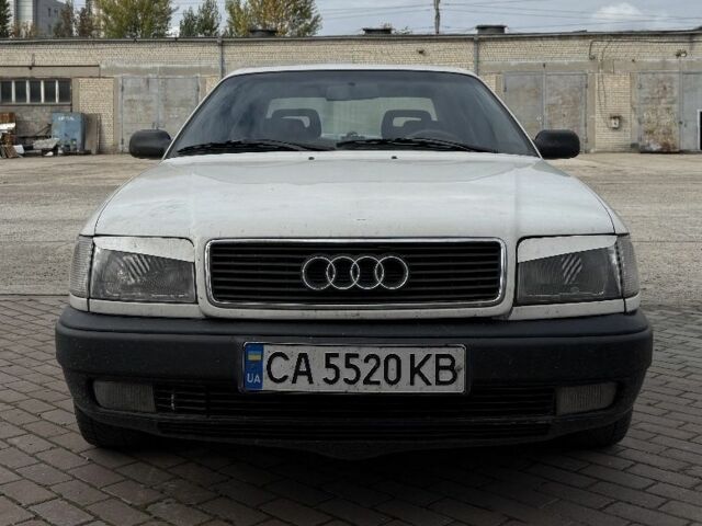 Білий Ауді 100, об'ємом двигуна 2 л та пробігом 363 тис. км за 2500 $, фото 3 на Automoto.ua