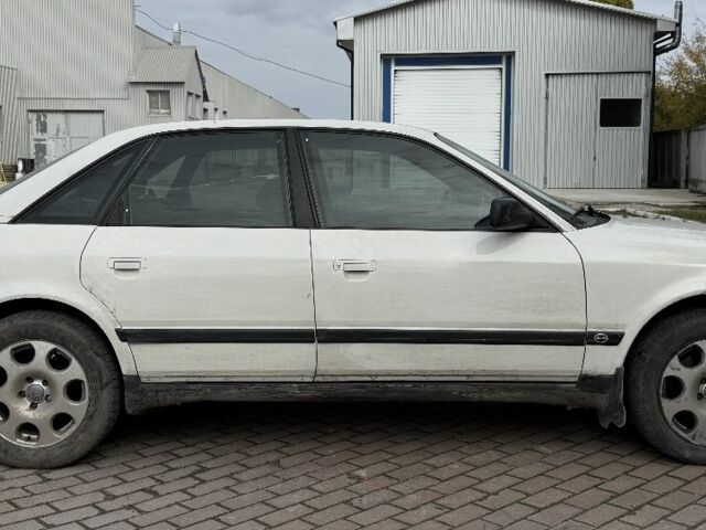 Білий Ауді 100, об'ємом двигуна 2 л та пробігом 363 тис. км за 2500 $, фото 1 на Automoto.ua